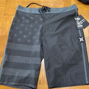 BNWT HURLEY BOARDSHORT